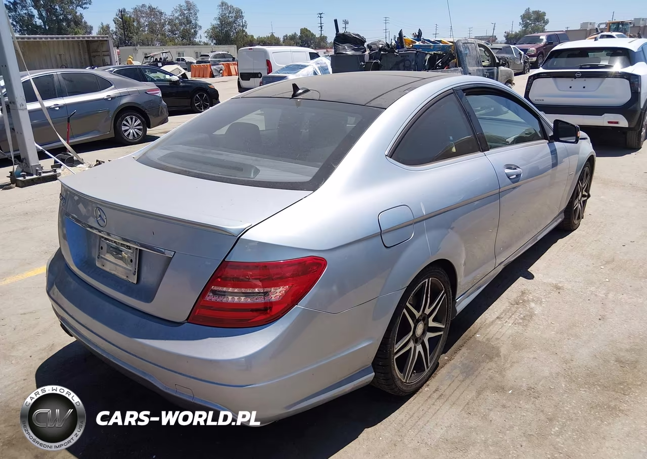 2013 Mercedes-Benz C 250 VIN:WDDGJ4HB8DG033968 - 4