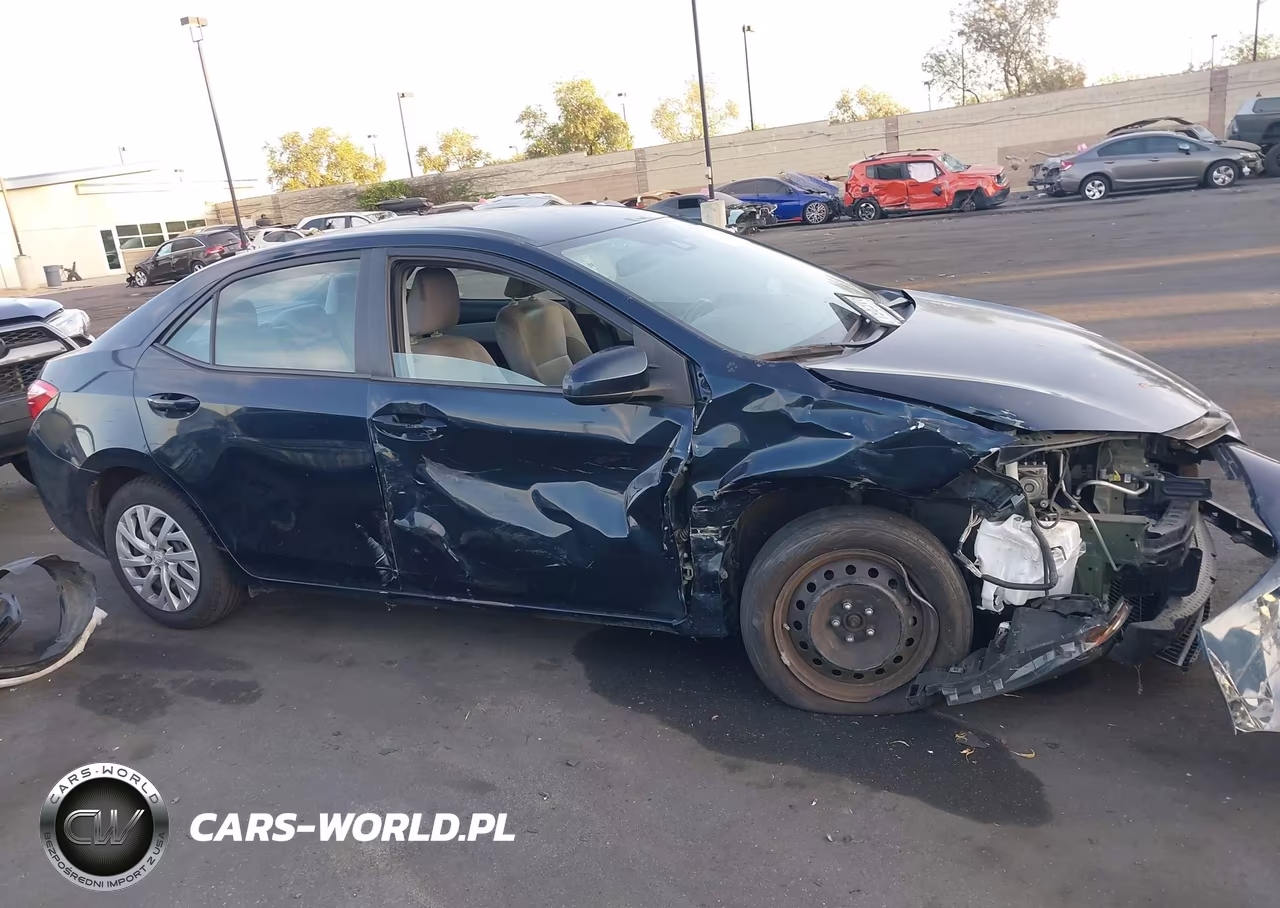 2017 Toyota Corolla Le VIN:5YFBURHE9HP713000 - 14