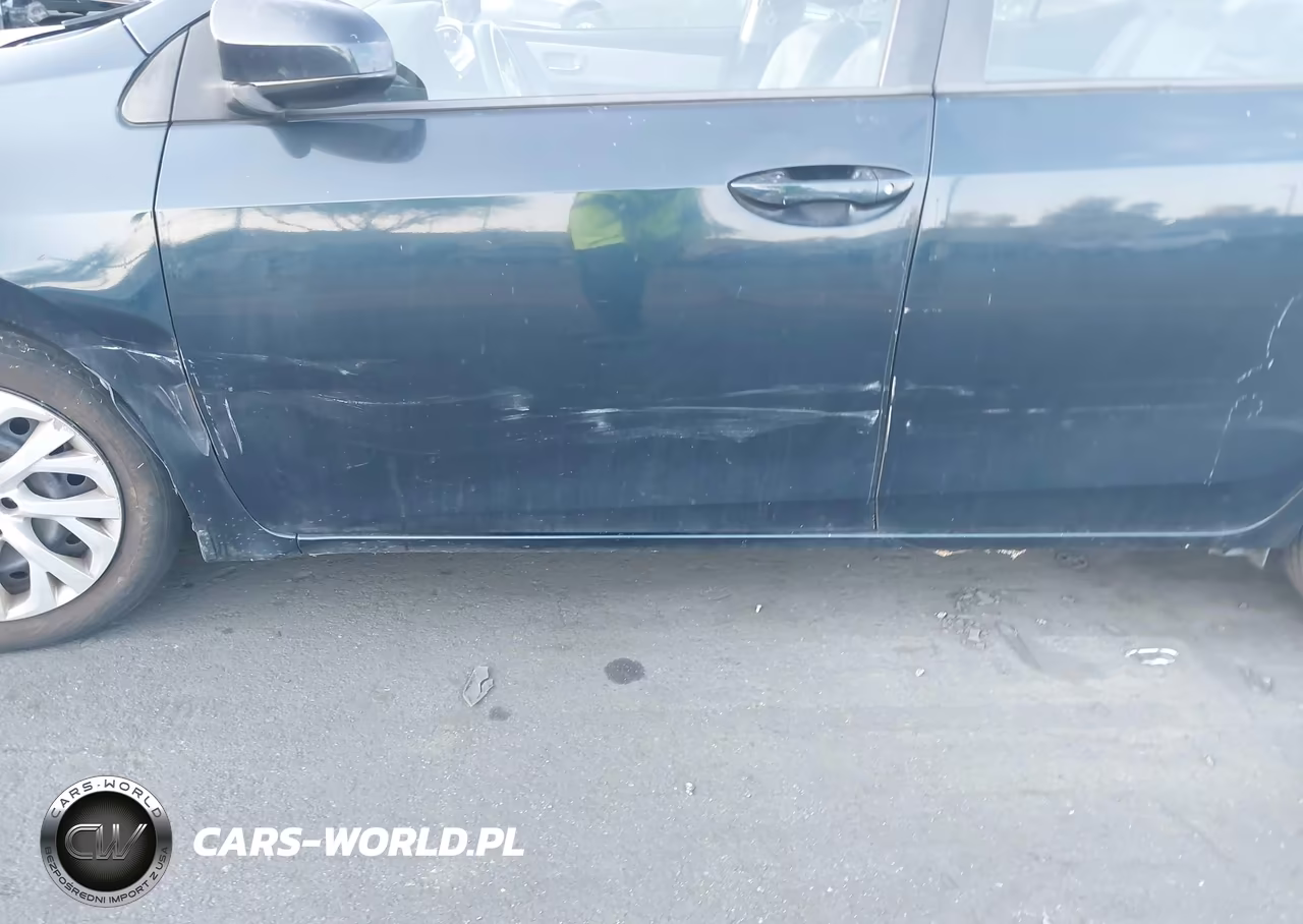 2017 Toyota Corolla Le VIN:5YFBURHE9HP713000 - 20