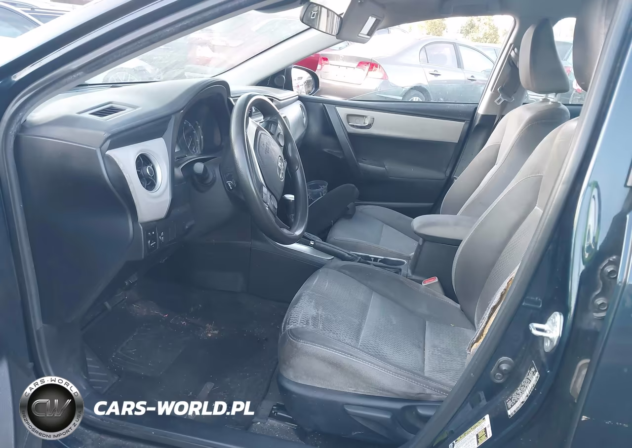 2017 Toyota Corolla Le VIN:5YFBURHE9HP713000 - 5