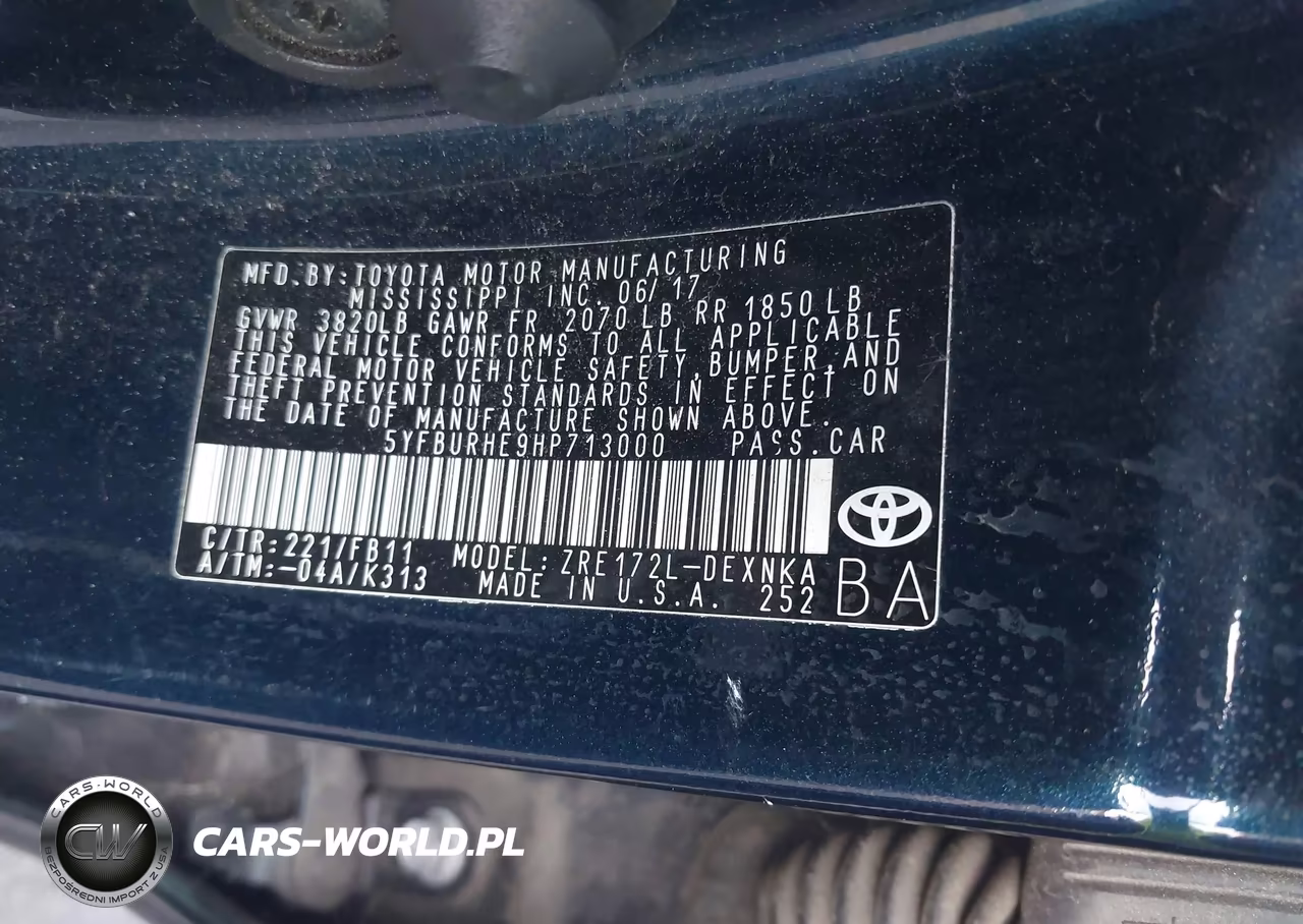 2017 Toyota Corolla Le VIN:5YFBURHE9HP713000 - 9