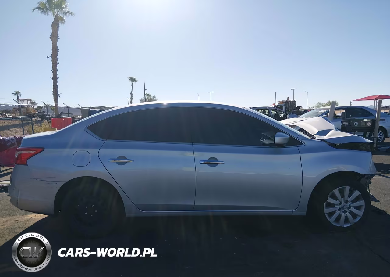 2018 Nissan Sentra S VIN:3N1AB7AP7JY305640 - 14