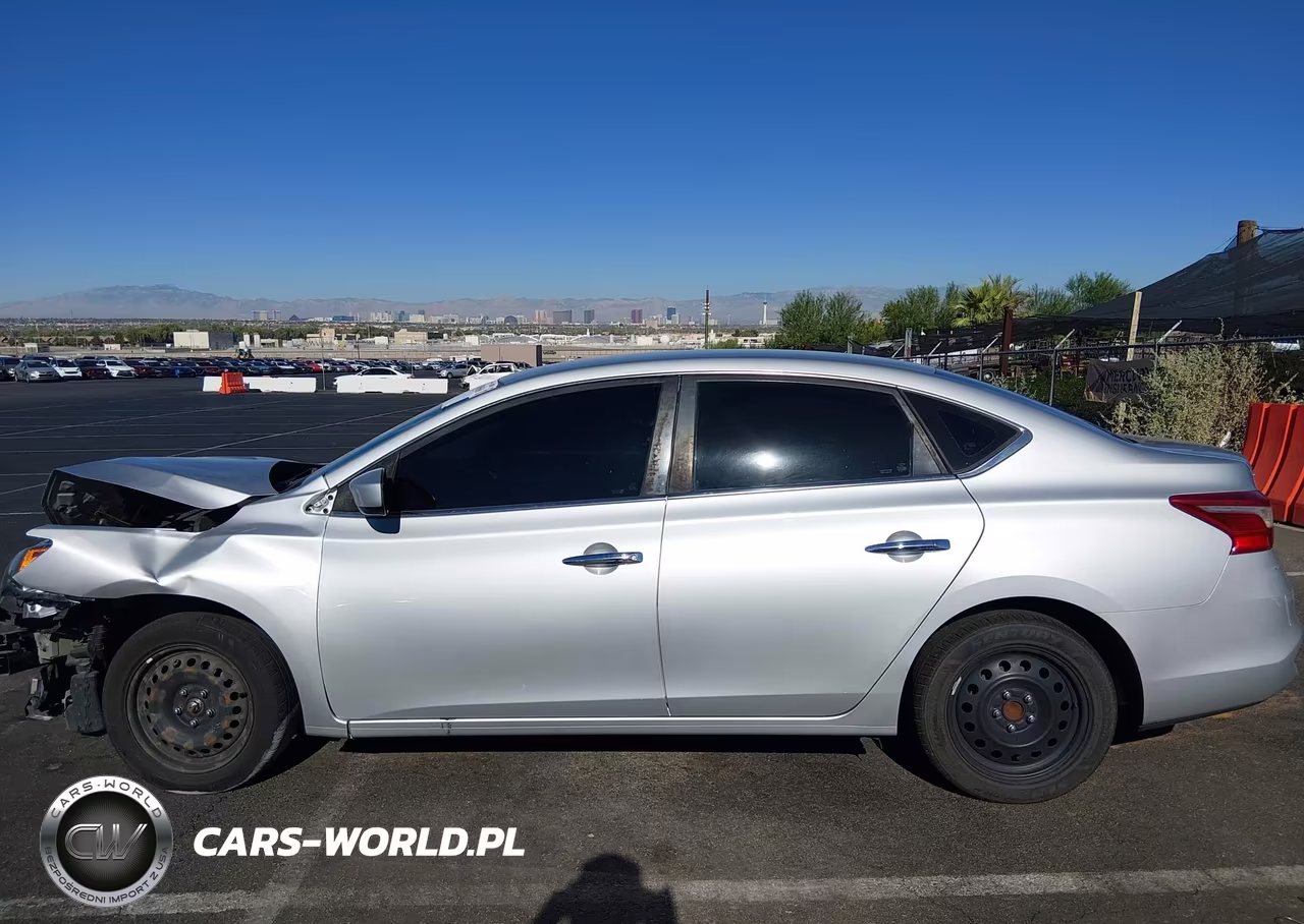 2018 Nissan Sentra S VIN:3N1AB7AP7JY305640 - 15