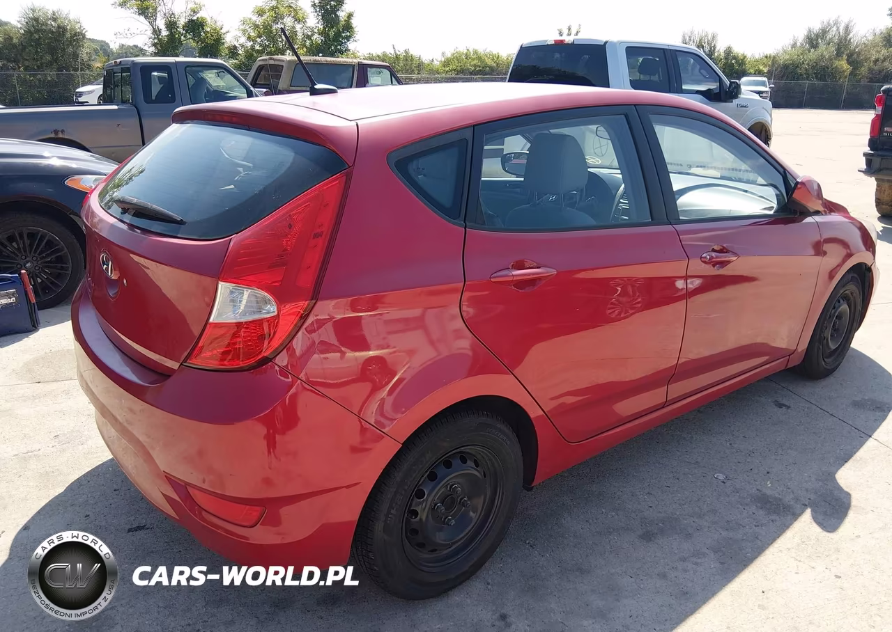 2015 Hyundai Accent Gs VIN:KMHCT5AE8FU198111 - 4