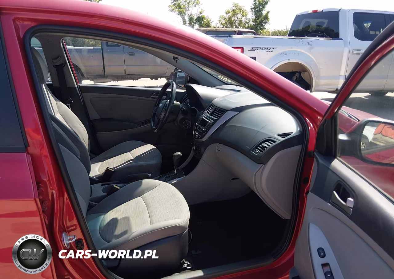2015 Hyundai Accent Gs VIN:KMHCT5AE8FU198111 - 5