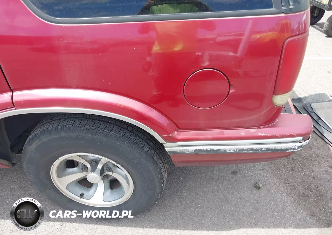 1996 Chevrolet Blazer VIN:1GNCS13W4T2292328 - 15
