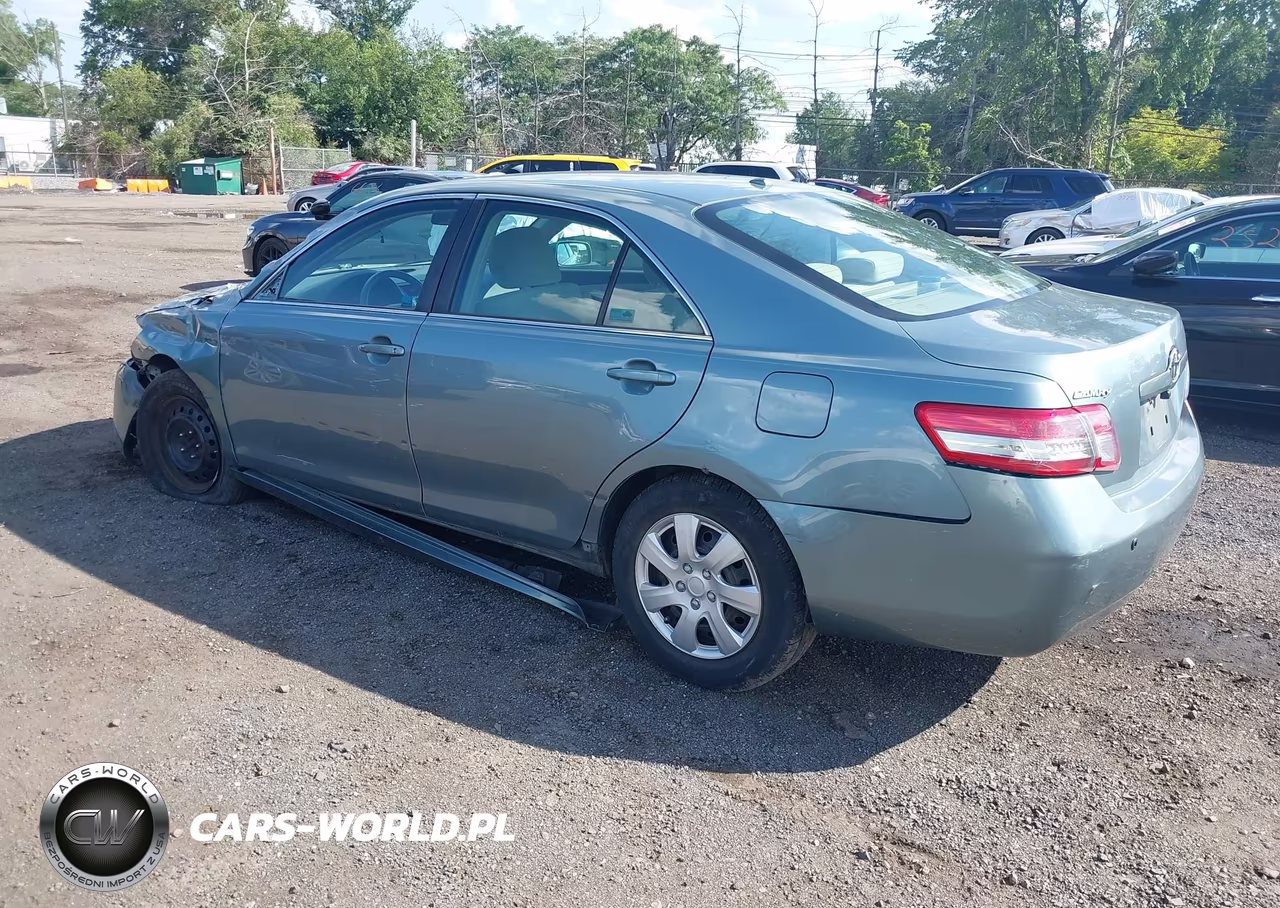 2010 Toyota Camry Le VIN:4T1BF3EK5AU545944 - 3