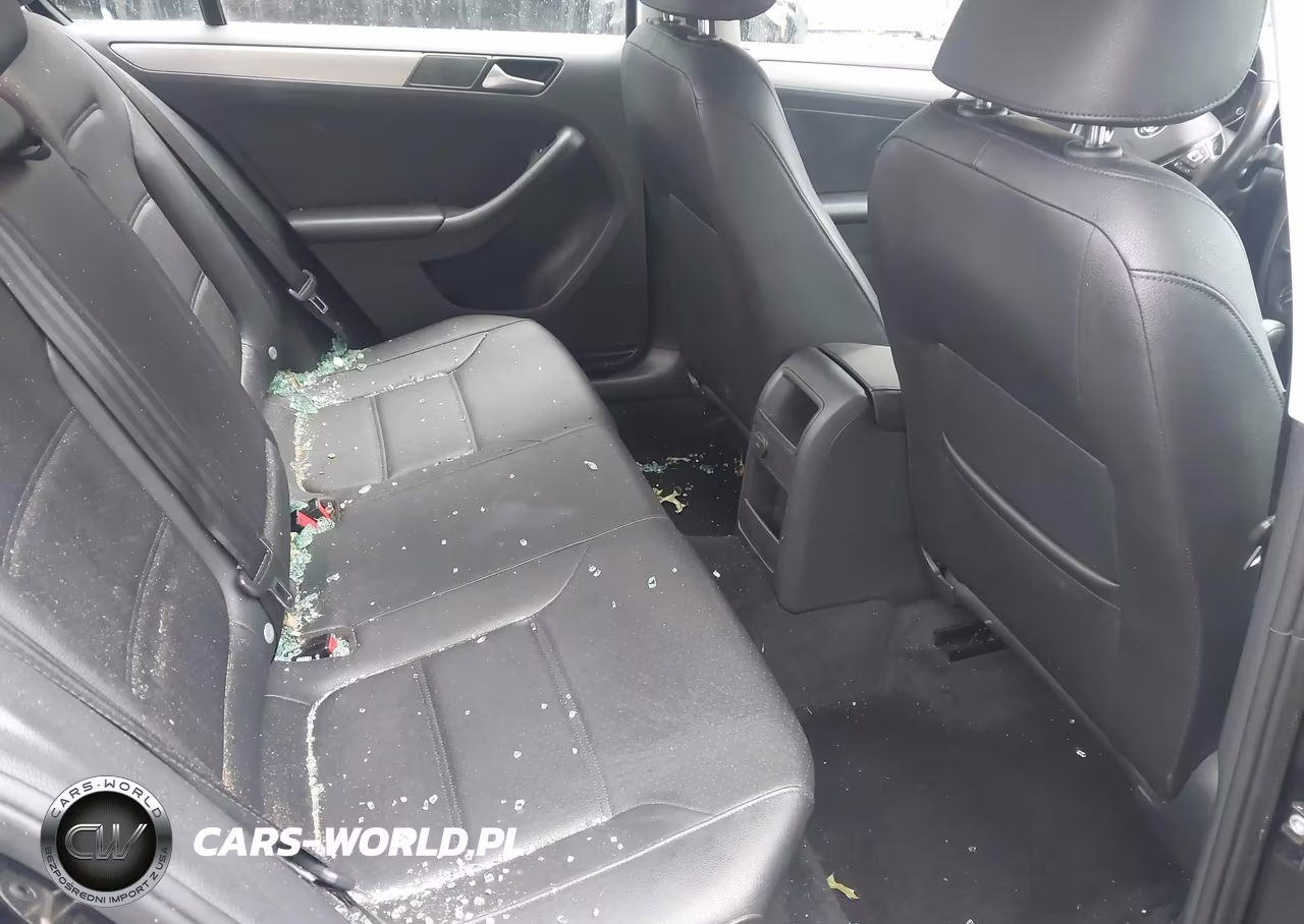 2017 Volkswagen Jetta 1.4T Se VIN:3VWDB7AJ7HM310941 - 8