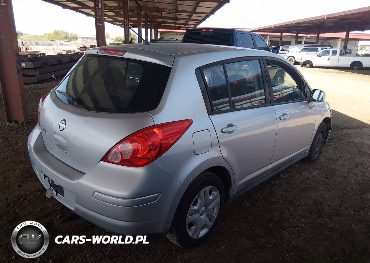 2011 Nissan Versa 1.8S VIN:3N1BC1CP6BL388701 - 4