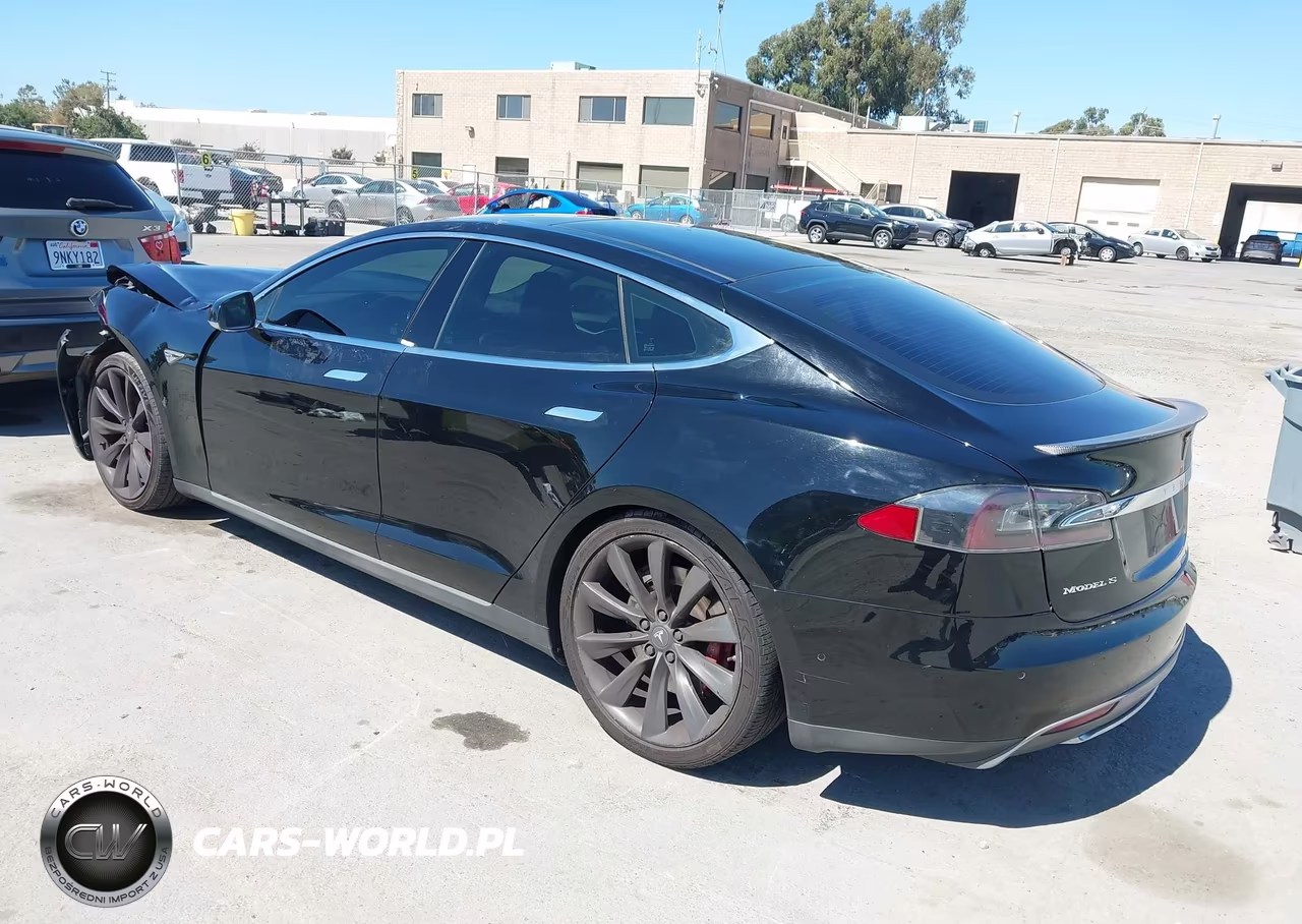 2014 Tesla Model S P85 VIN:5YJSA1H17EFP58662 - 3