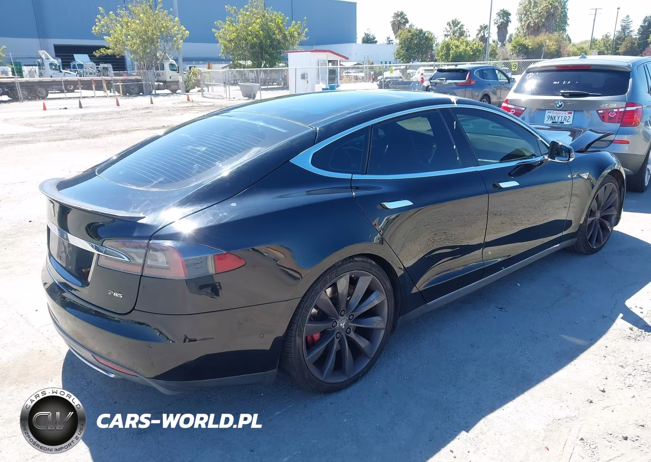 2014 Tesla Model S P85 VIN:5YJSA1H17EFP58662 - 4