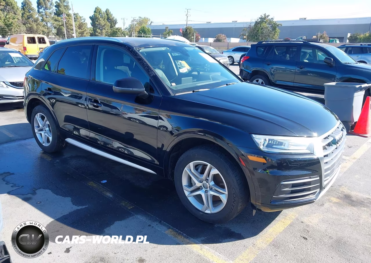 2018 Audi Q5 2.0T Premium-2.0T Tech Premium – zdjęcie 1 z 1