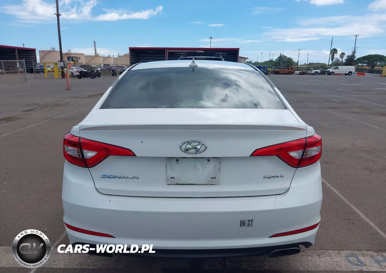 2017 Hyundai Sonata Sport VIN:5NPE34AF9HH481212 - 17
