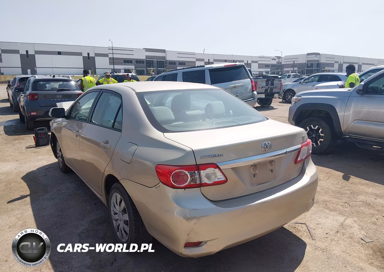 2012 Toyota Corolla Le VIN:2T1BU4EE6CC772375 - 3