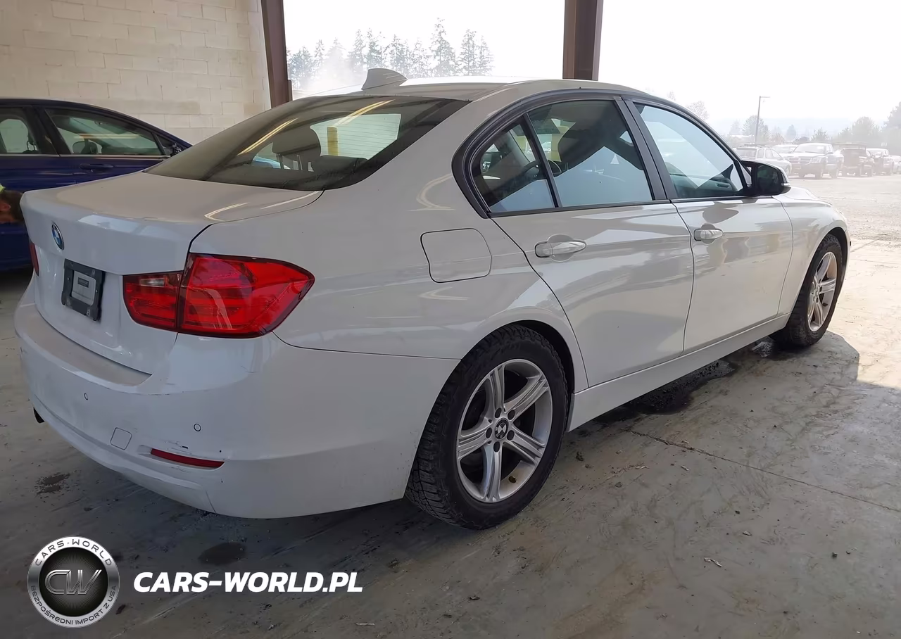 2013 BMW 328I xDrive VIN:WBA3B5C59DF593580 - 4