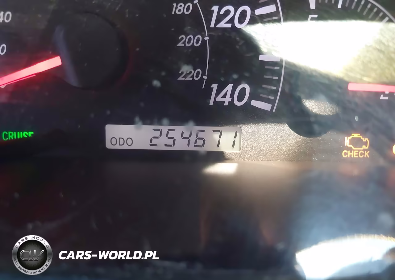 2005 Toyota Camry Le VIN:4T1BE30K05U575630 - 12
