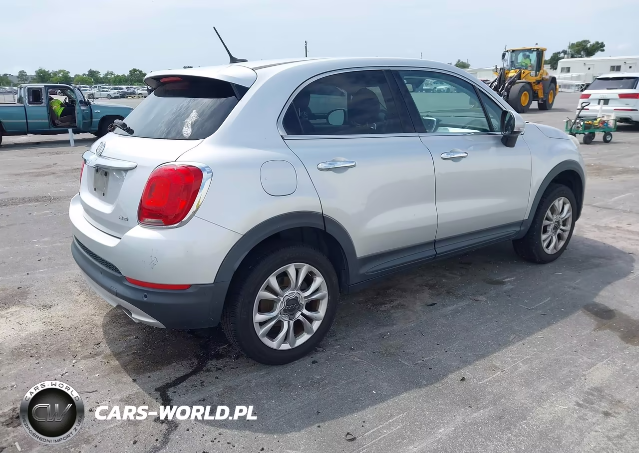 2016 Fiat 500X Lounge VIN:ZFBCFYDT7GP388931 - 4
