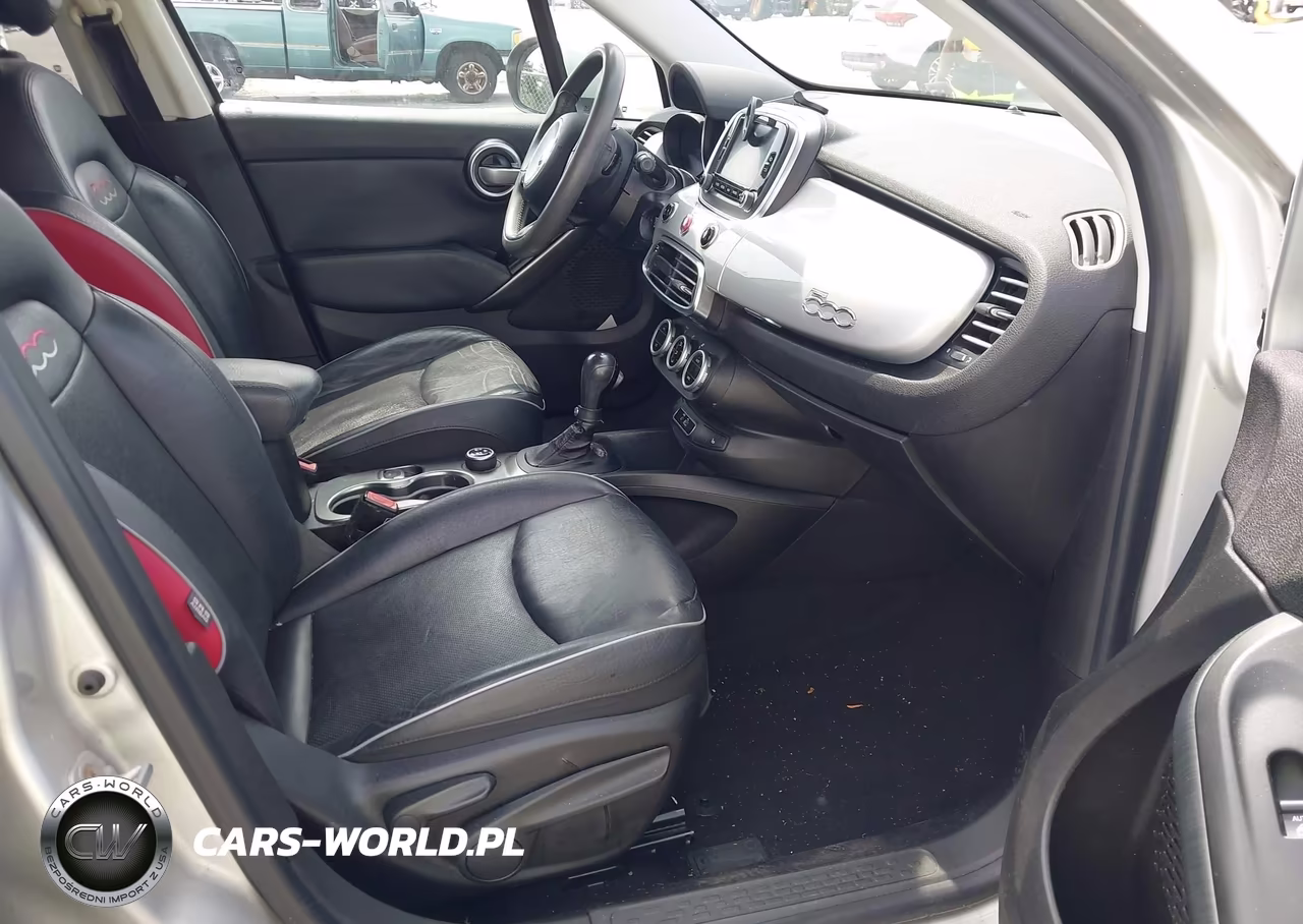 2016 Fiat 500X Lounge VIN:ZFBCFYDT7GP388931 - 5
