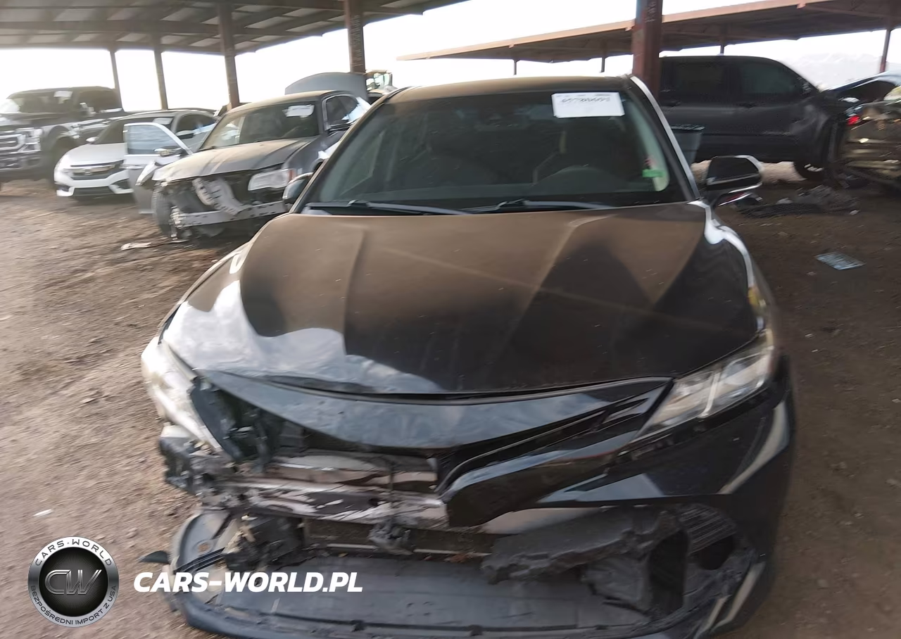 2018 Toyota Camry Le VIN:4T1B11HK7JU573128 - 6