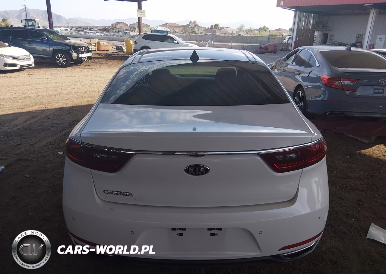 2018 Kia Cadenza Premium VIN:KNALC4J13J5099725 - 16