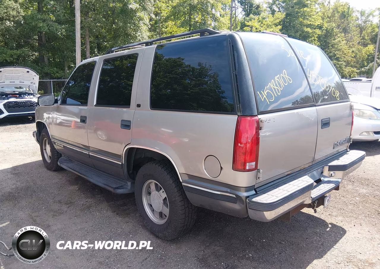 1999 Chevrolet Tahoe Limited VIN:1GNEC13R4XJ496638 - 3