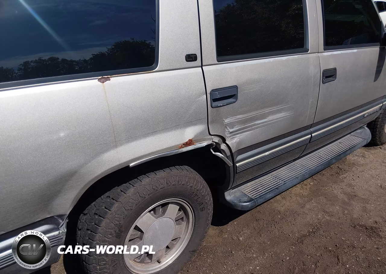 1999 Chevrolet Tahoe Limited VIN:1GNEC13R4XJ496638 - 6