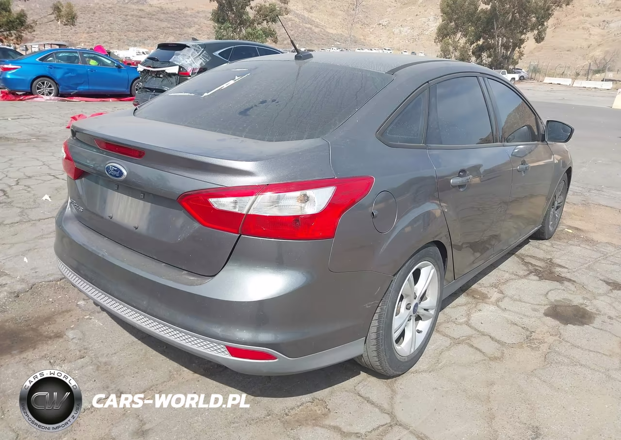 2013 Ford Focus Se VIN:1FADP3F24DL116531 - 4