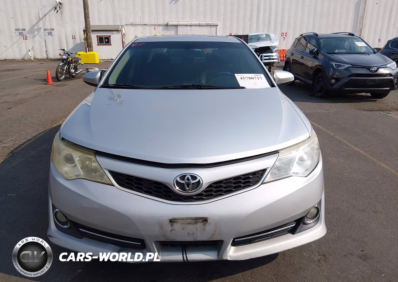 2014 Toyota Camry Se Sport VIN:4T1BF1FK5EU365095 - 12