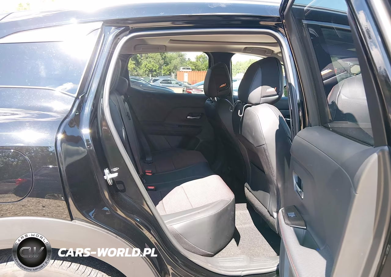 2025 Nissan Kicks Sr Intelligent Awd VIN:3N8AP6DD9SL361060 - 8