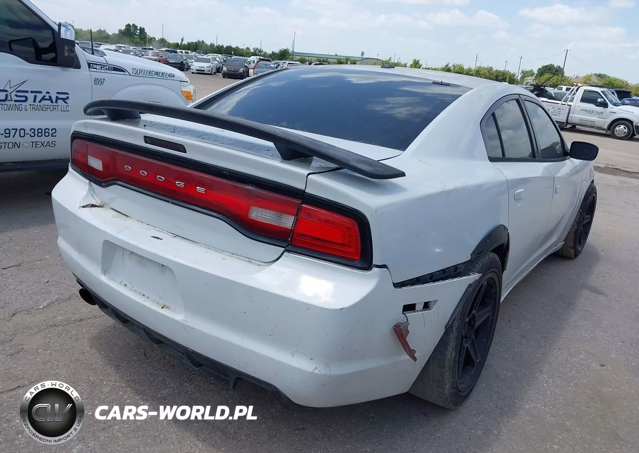 2011 Dodge Charger VIN:2B3CL3CG8BH517111 - 4