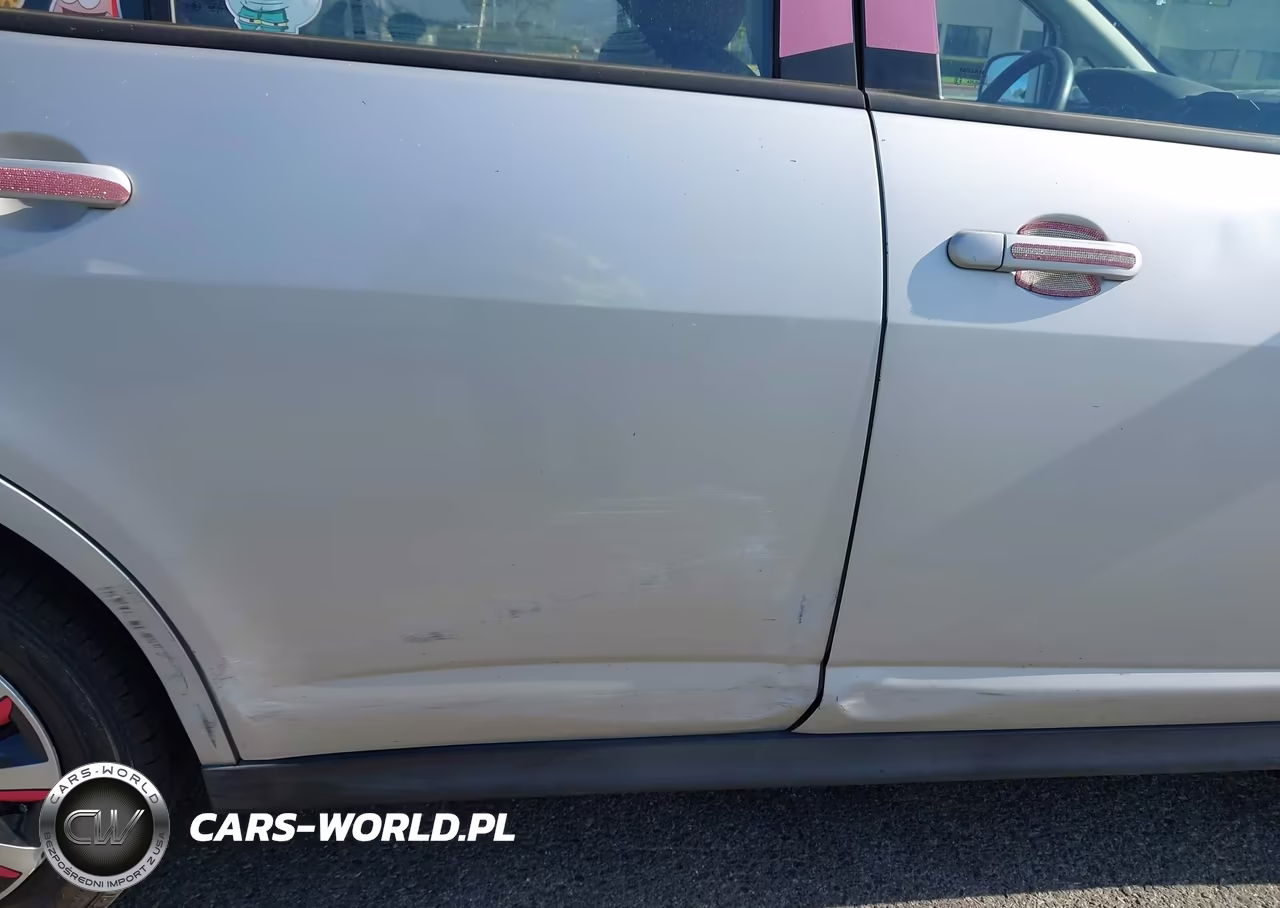 2010 Nissan Versa 1.8S VIN:3N1BC1CP1AL441769 - 12