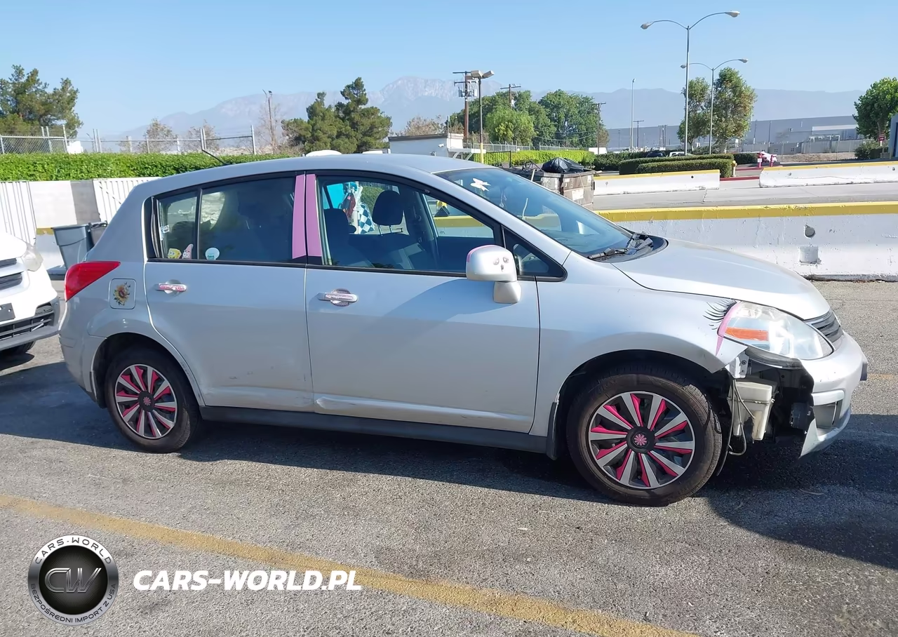 2010 Nissan Versa 1.8S VIN:3N1BC1CP1AL441769 - 16