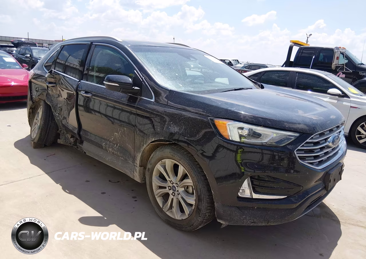 2019 Ford Edge Titanium