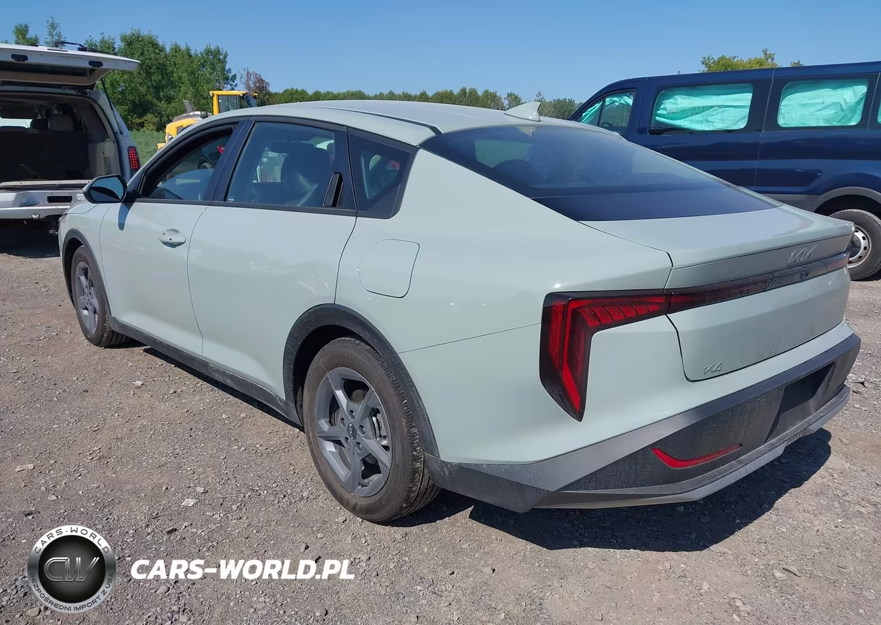 2026 Kia K4 Lxs VIN:3KPFT4DE3TE330418 - 3
