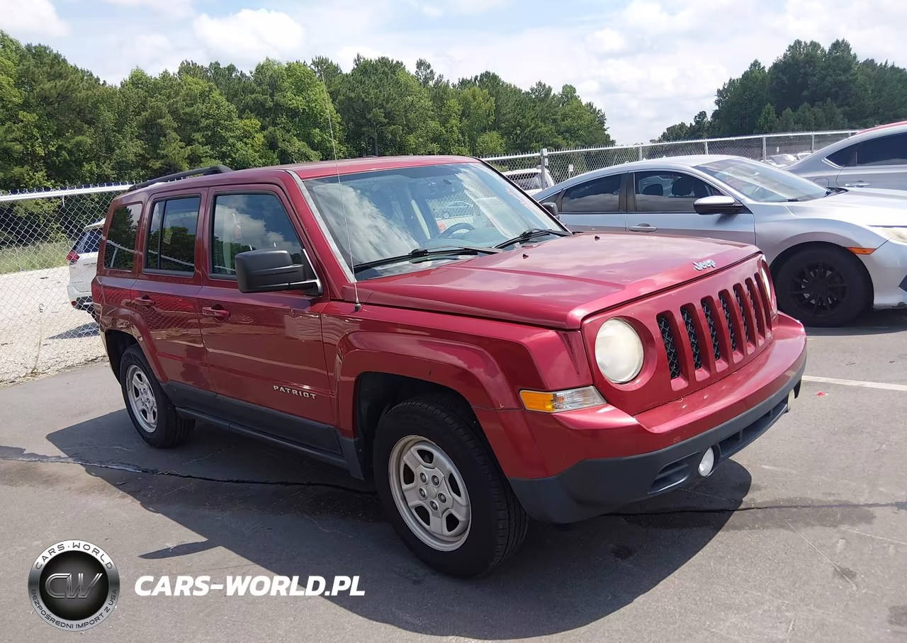 2014 Jeep Patriot Latitude – zdjęcie 1 z 12