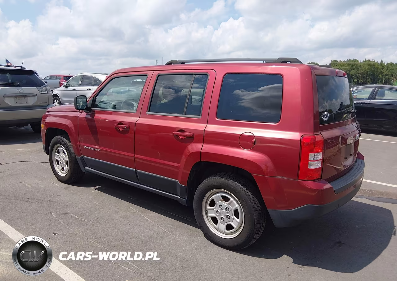 2014 Jeep Patriot Latitude VIN:1C4NJPFA5ED642984 - 3