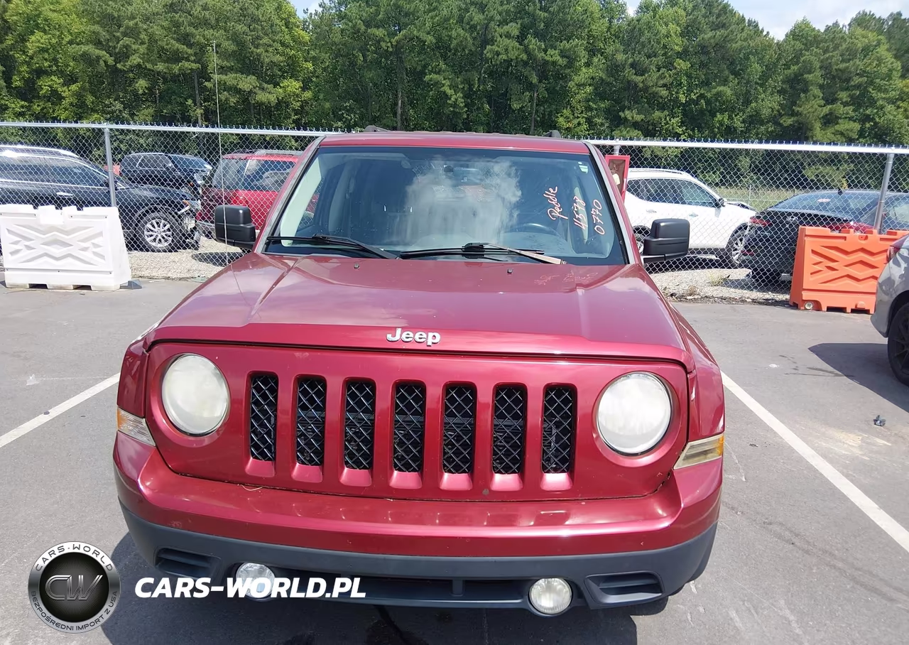 2014 Jeep Patriot Latitude VIN:1C4NJPFA5ED642984 - 6