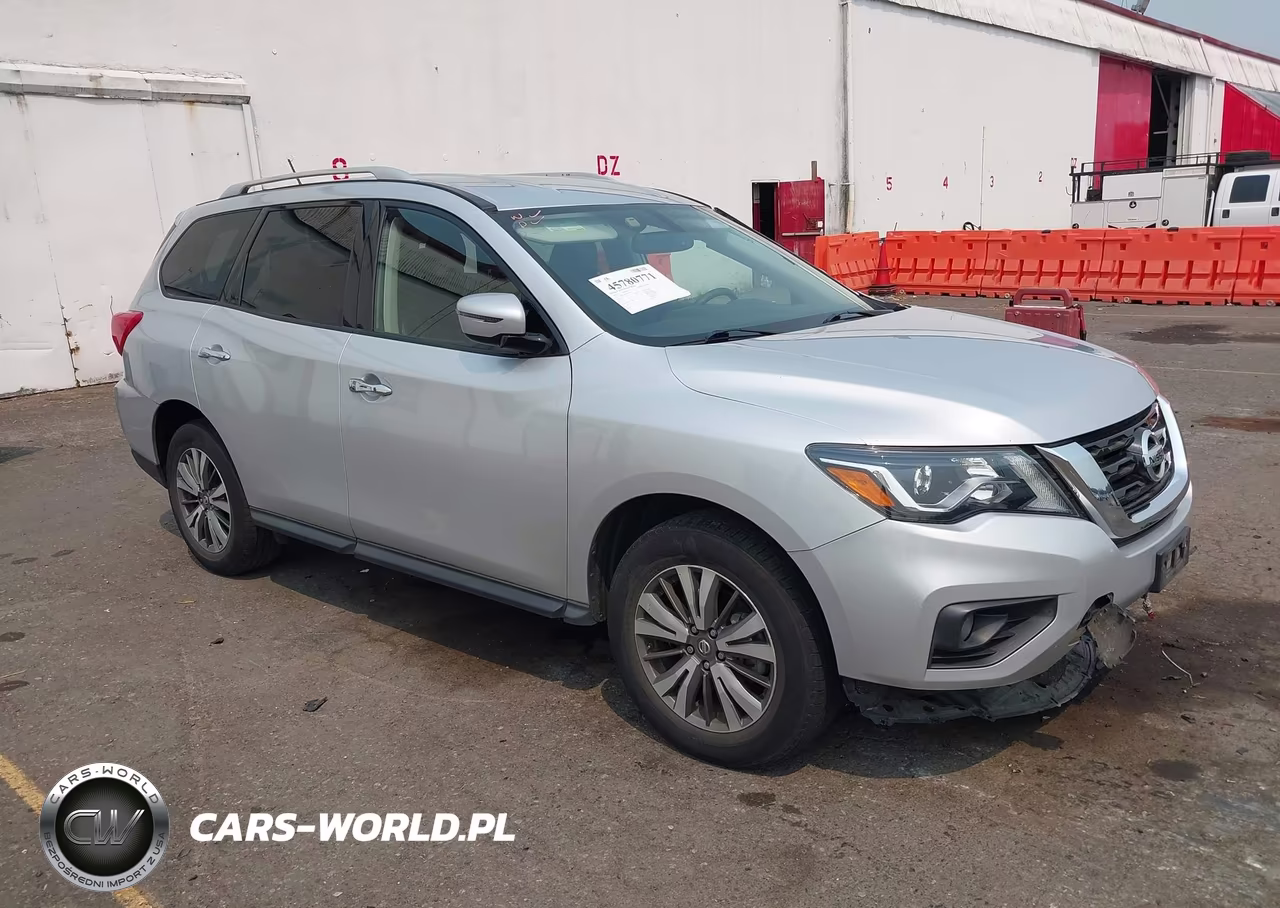 2018 Nissan Pathfinder Sv