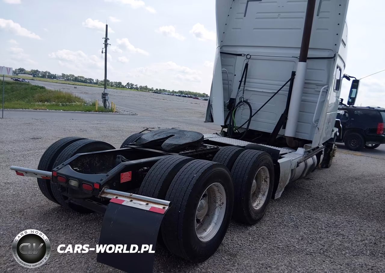 2017 Volvo Vnl VIN:4V4NC9EH3HN984005 - 4