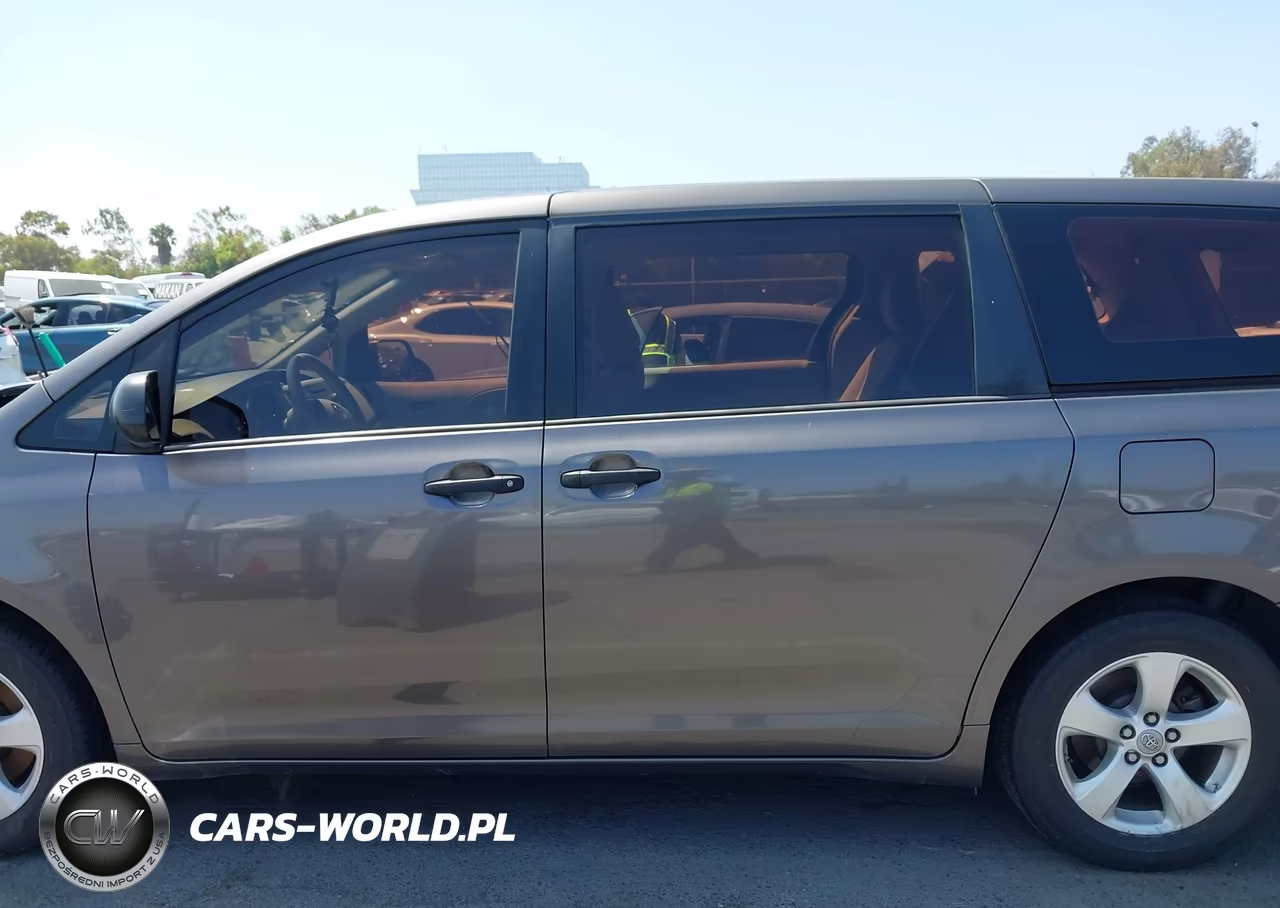2012 Toyota Sienna Base V6 7 Passenger VIN:5TDZK3DC1CS277233 - 14