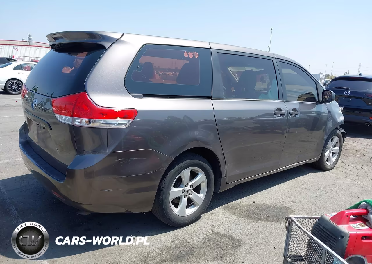2012 Toyota Sienna Base V6 7 Passenger VIN:5TDZK3DC1CS277233 - 4