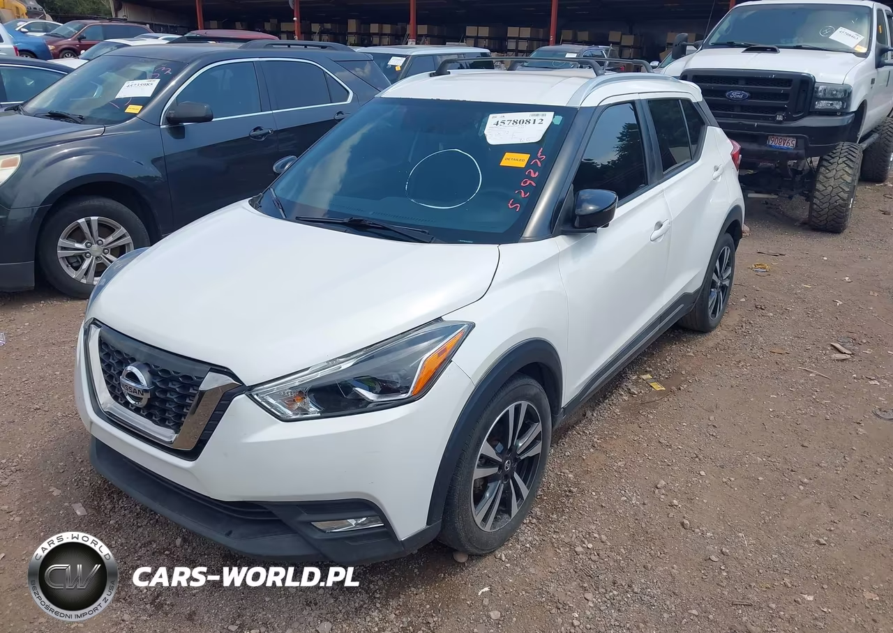 2018 Nissan Kicks Sr VIN:3N1CP5CU3JL529275 - 2
