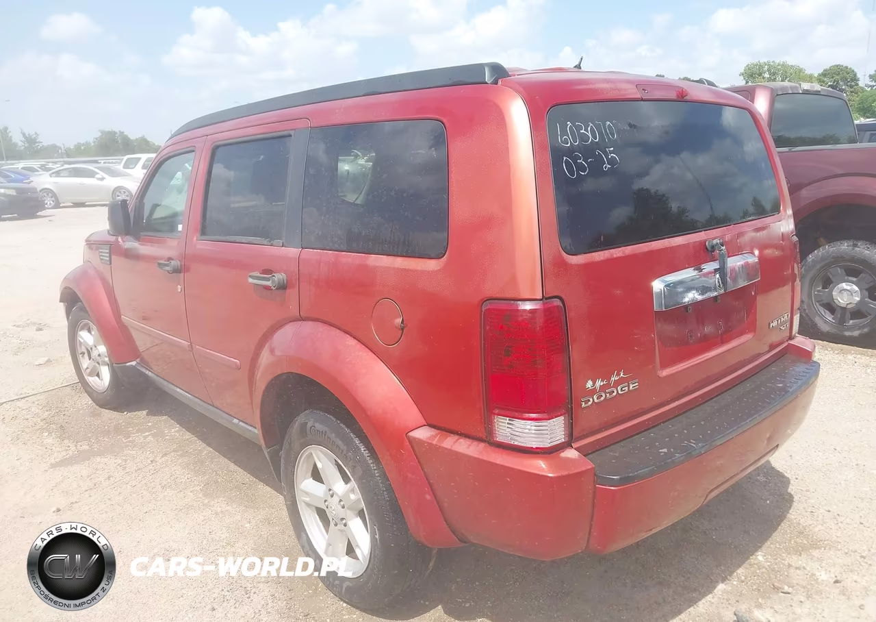 2010 Dodge Nitro Sxt VIN:1D4PT5GK7AW106702 - 3