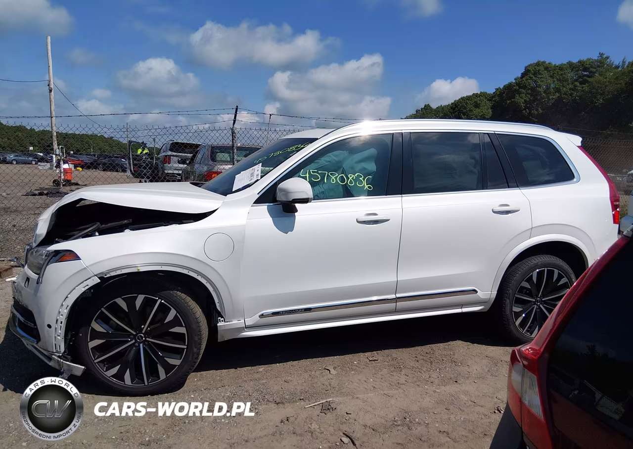 2023 Volvo Xc90 Recharge Plug-In Hybrid T8 Ultimate Bright Theme 7-Seater VIN:YV4H60CA0P1982846 - 14