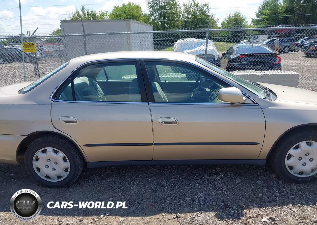 2000 Honda Accord 2.3 Lx VIN:1HGCG5643YA153091 - 13