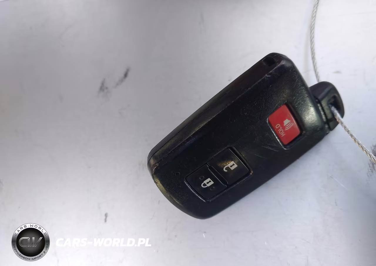 2012 Toyota Prius C Three VIN:JTDKDTB33C1501890 - 11