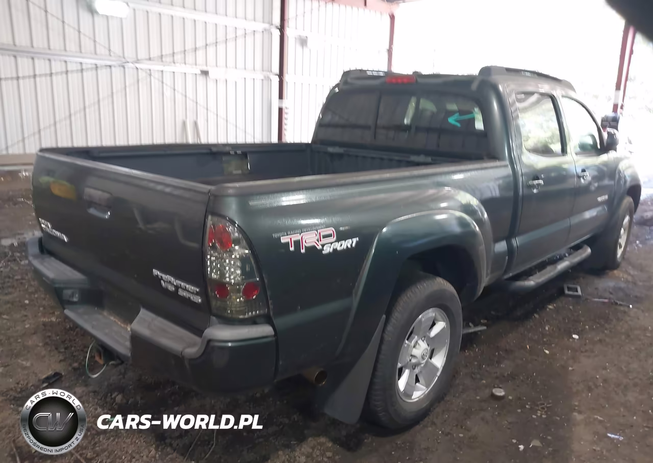 2010 Toyota Tacoma Prerunner V6 VIN:5TEKU4HN1AZ723183 - 4