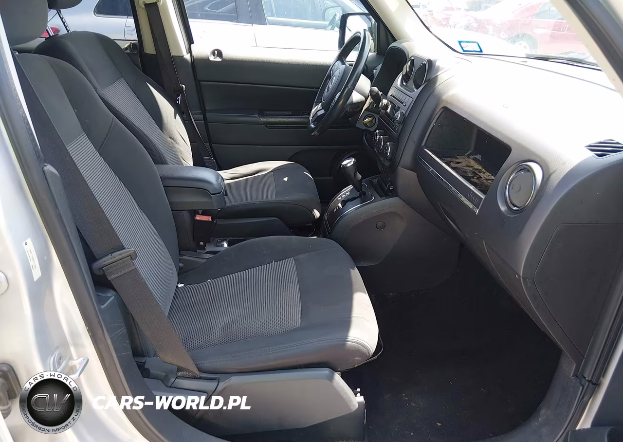 2011 Jeep Patriot Sport VIN:1J4NF1GB6BD131666 - 5