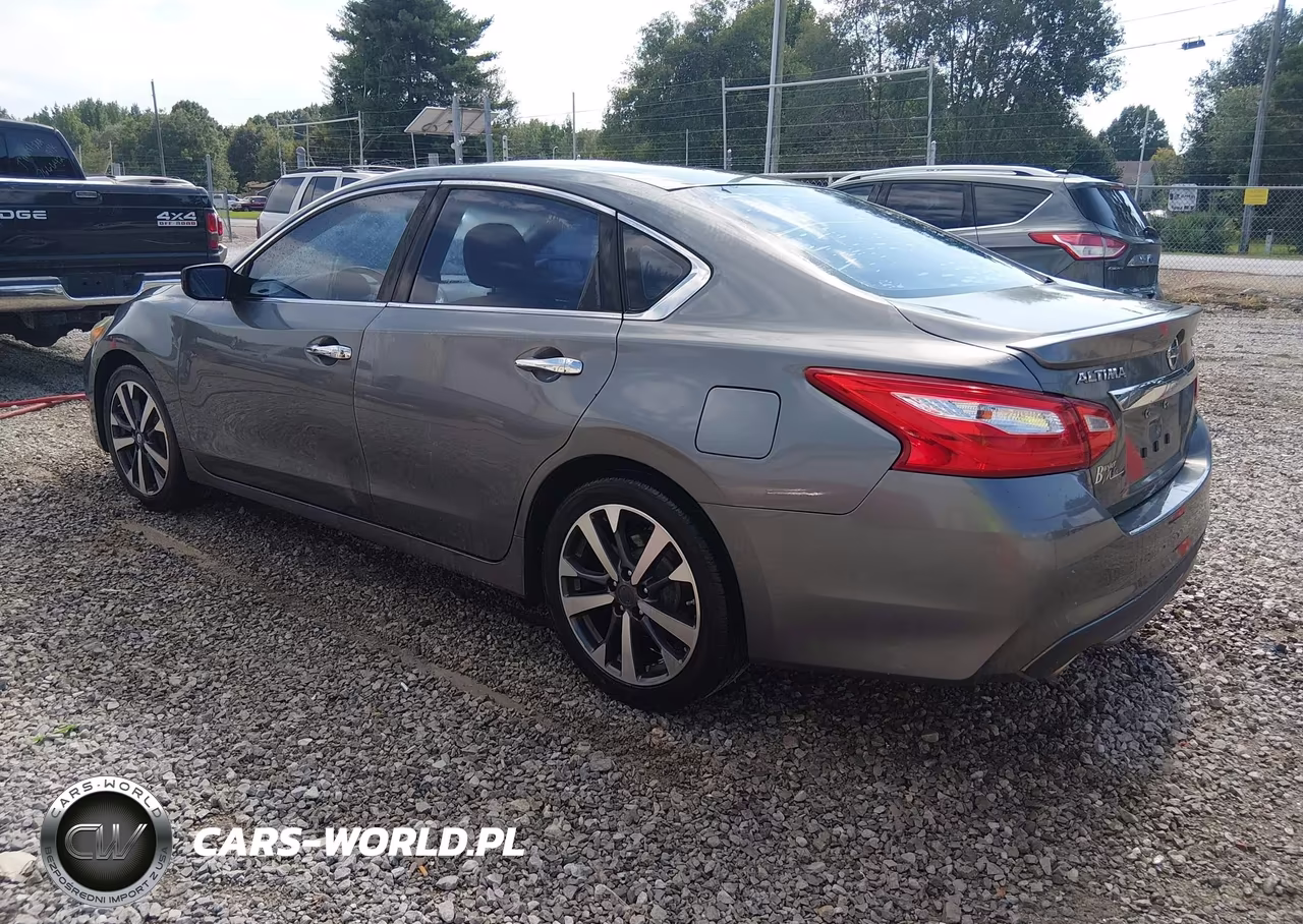 2016 Nissan Altima 2.5 Sr VIN:1N4AL3AP4GN319395 - 3