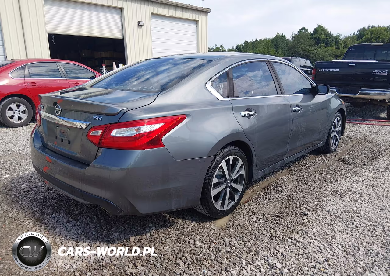 2016 Nissan Altima 2.5 Sr VIN:1N4AL3AP4GN319395 - 4